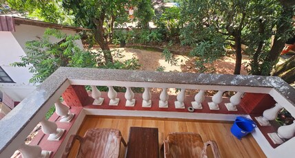 Garden Court Room Type - Courtyard View Garden Court Room Type - Courtyard View