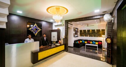 Hotel Crossroad Room Type - CLUB SUPERIOR ROOM