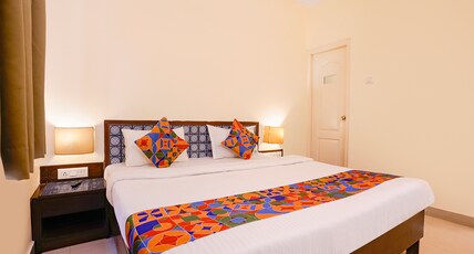 FabHotel Ria Residency - Nr. Big Daddy Casino Cruise Room Type - Premium Room