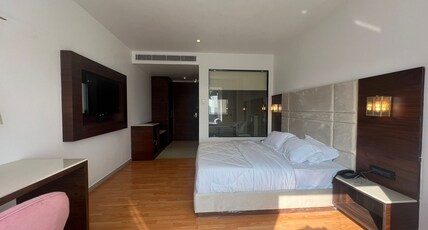 Hotel USA Room Type - Deluxe Room Hotel USA Room Type - Deluxe Room