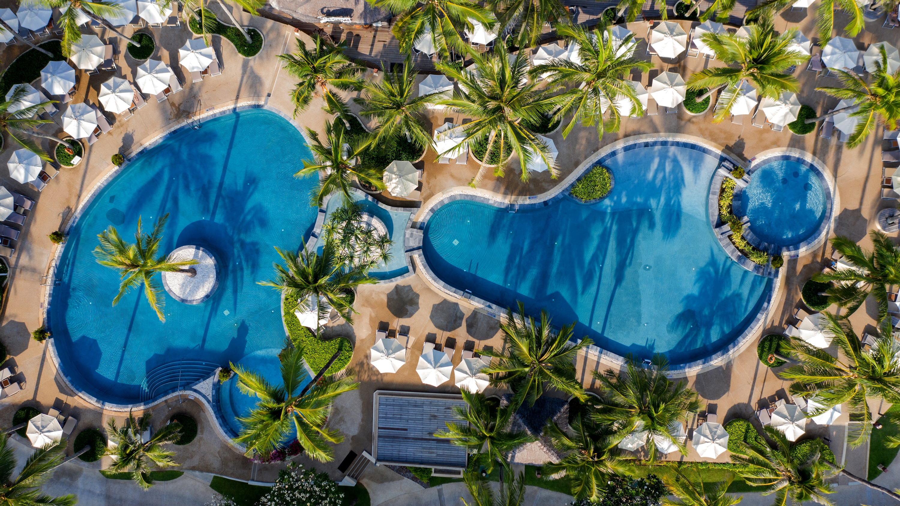 Katathani Phuket Beach Resort - Tap to explore photos
