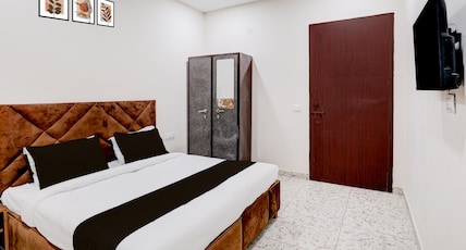 Hotel O by OYO Neopolis Mall Ludhiana Formerly Silver Sky Room Type - Super Deluxe Room Hotel O by OYO Neopolis Mall Ludhiana Formerly Silver Sky Room Type - Super Deluxe Room