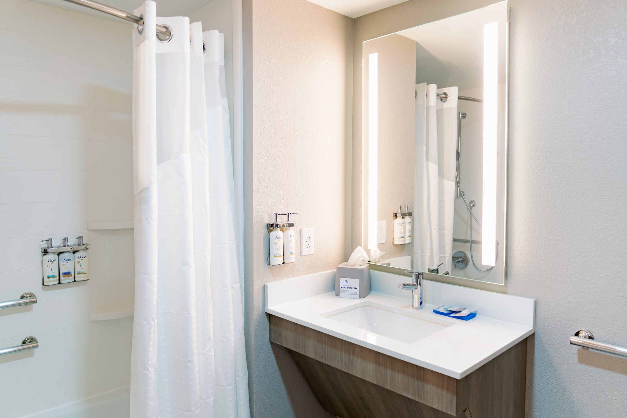 Holiday Inn Express Hotel & Suites Raleigh SW NC State - Tap to explore photos