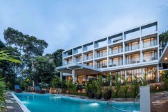 Wild Avenue Resort & Spa