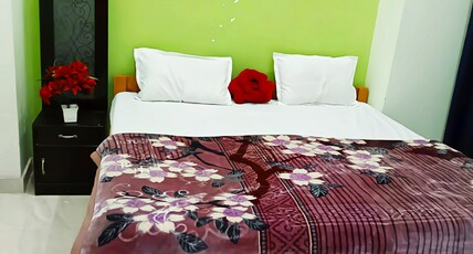 Hotel Swastik Residency Room Type - Bedroom 2