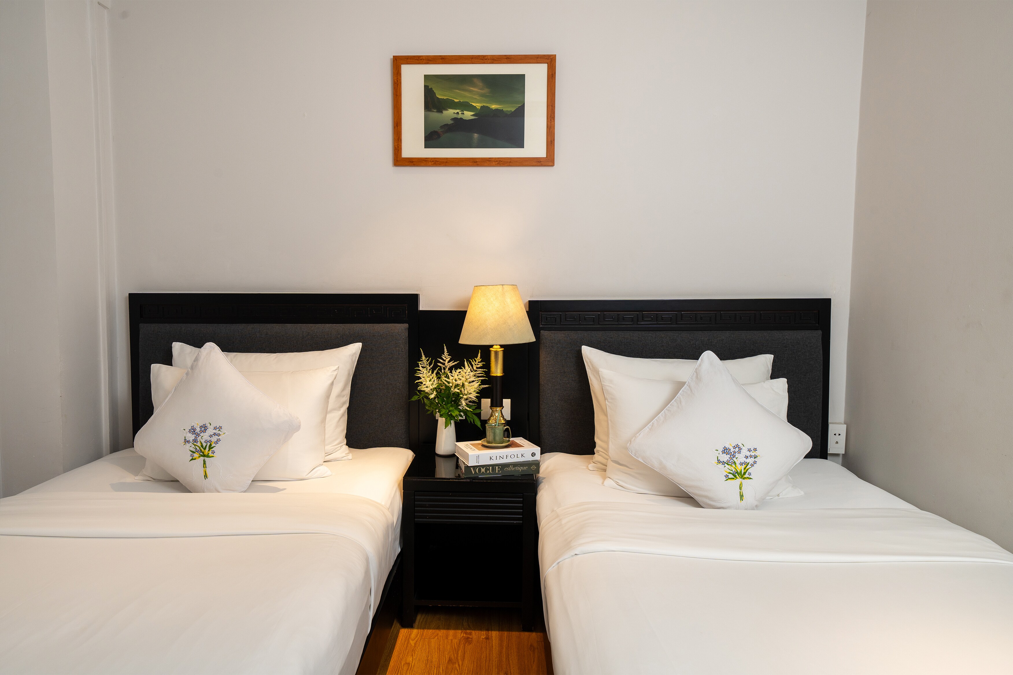 Alagon Saigon Hotel & Spa - Tap to explore photos