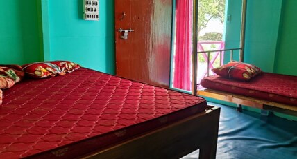 Jayanti Riverview Homestay By StayApart Room Type - Double Room