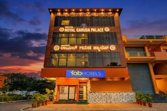 FabHotel Royal Garuda Palace