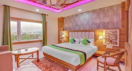 Treebo Royal Mirage, Bhoopatwala Room Type - Spacious Superior Room