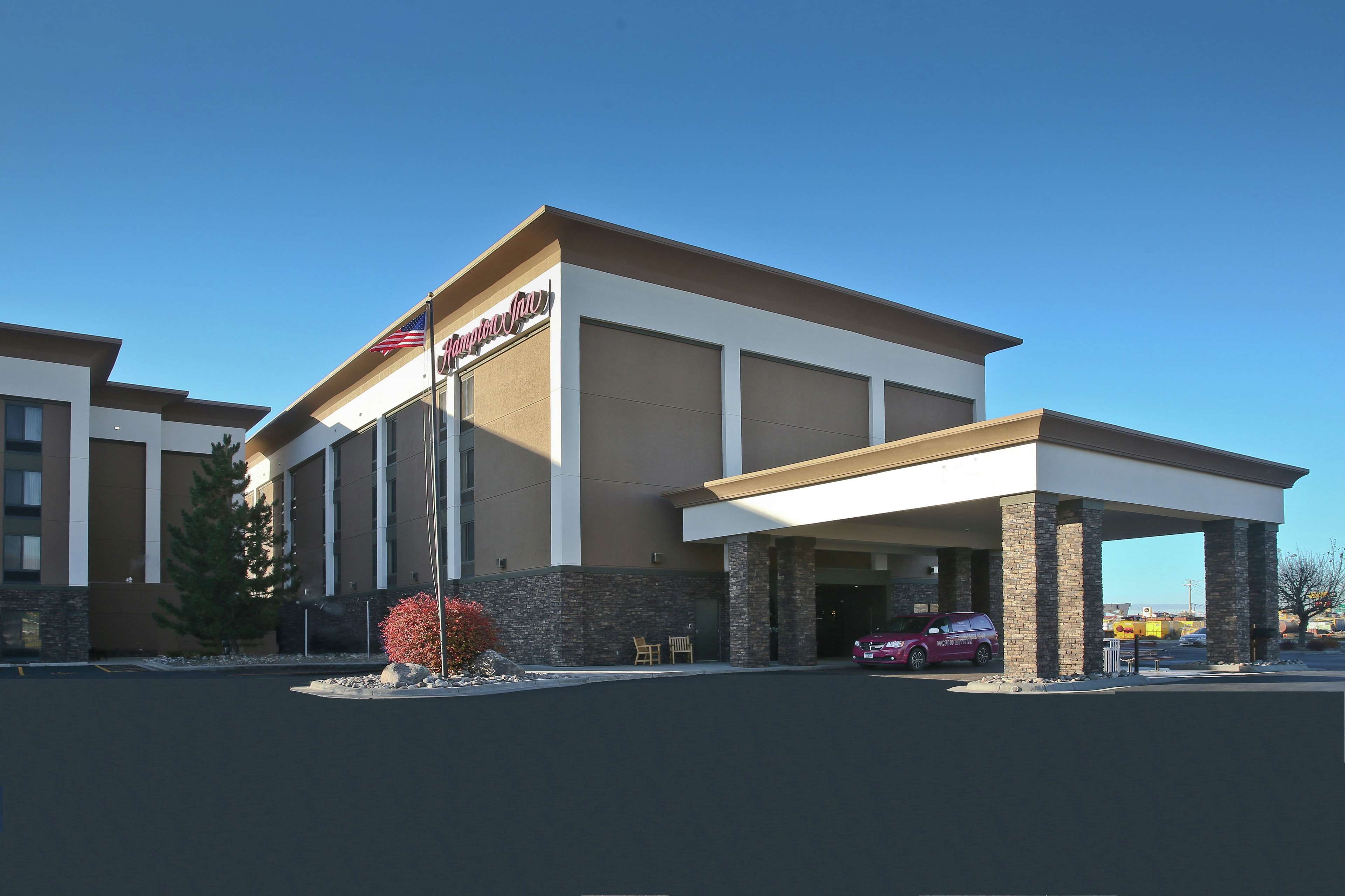 Hampton Inn Billings - Tap to explore photos