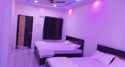 Patel Home stay Room Type - SUPER ROOMS