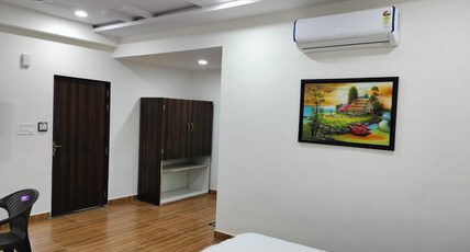 hotel satkar international Room Type - Suite Room AC