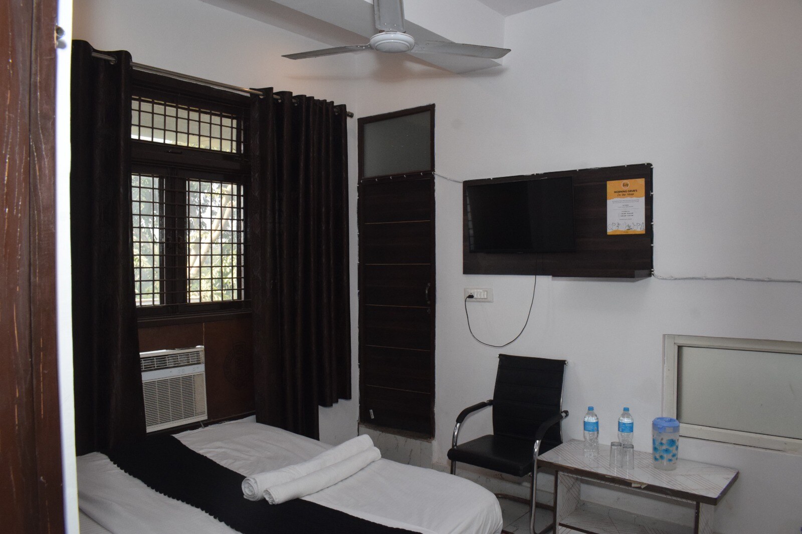 Om Pushp Residency - Tap to explore photos