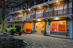 Hotel Devachan and Restaurant