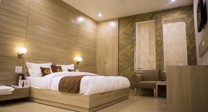 Hotel Rajmahal Palace Room Type - Exective AC Room