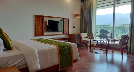 The Signature Munnar Room Type - Mountain View with balcony