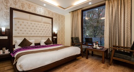 Hotel Hukam's Holiday Home Room Type - Luxury Room  Forest View