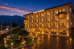 Hotel Naqash Residency