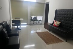 Ekab Serviced Apartments
