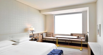 Andaz Delhi, by Hyatt Room Type - 1 King Bed Deluxe Andaz Delhi, by Hyatt Room Type - 1 King Bed Deluxe