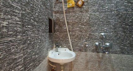 GM Residency Varanasi Room Type - Triple Bed Room