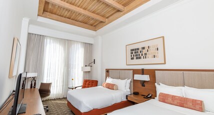 InterContinental Hotels TEGUCIGALPA AT MULTIPLAZA MALL Room Type - 2 Full Classic Club Lounge Access