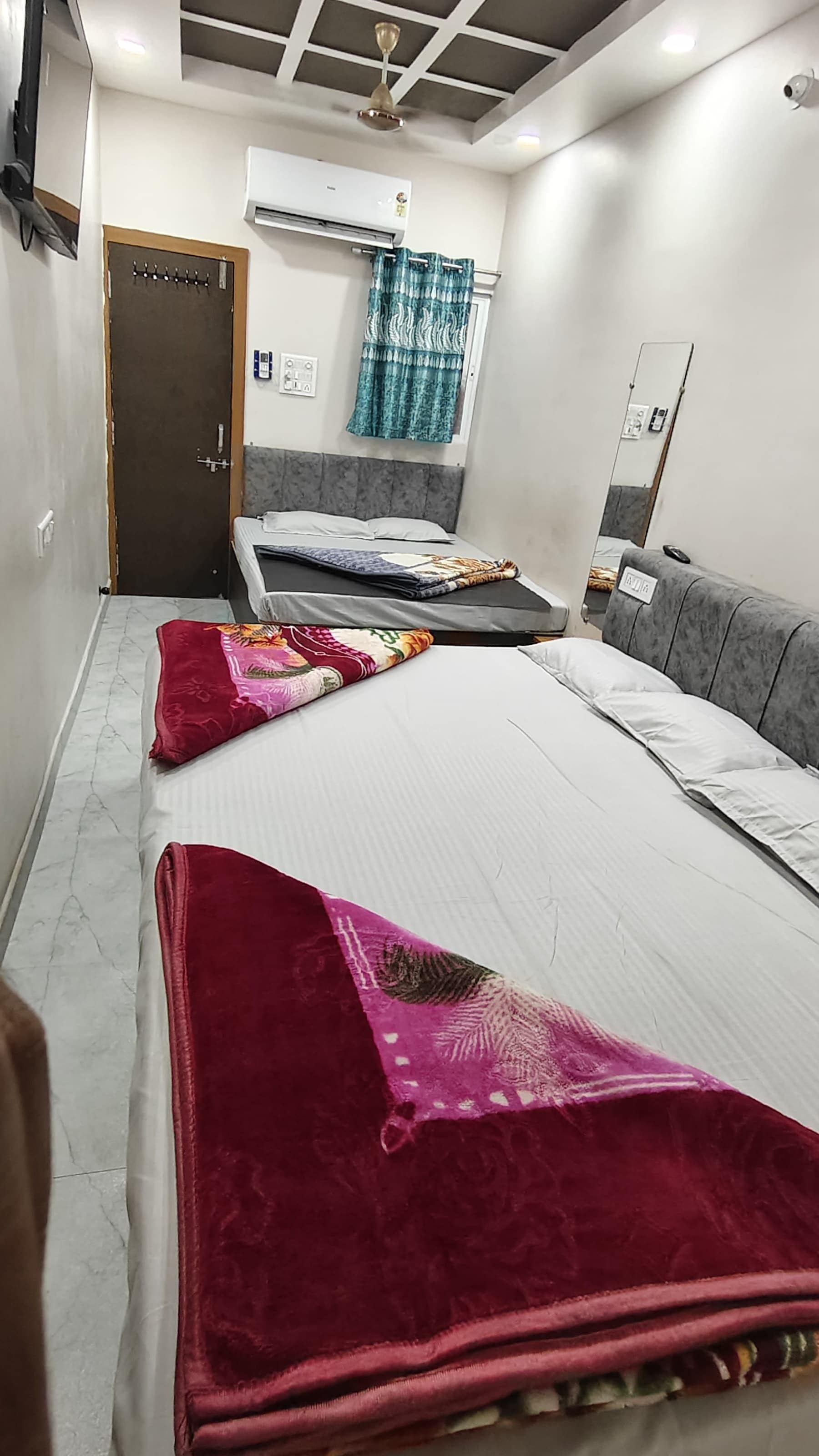 Shree maa kripa guest house - Tap to explore photos
