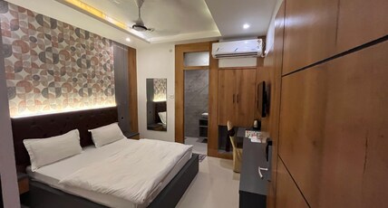HOTEL SATYAM INN(Ginger Restaurant) Room Type - Super Deluxe