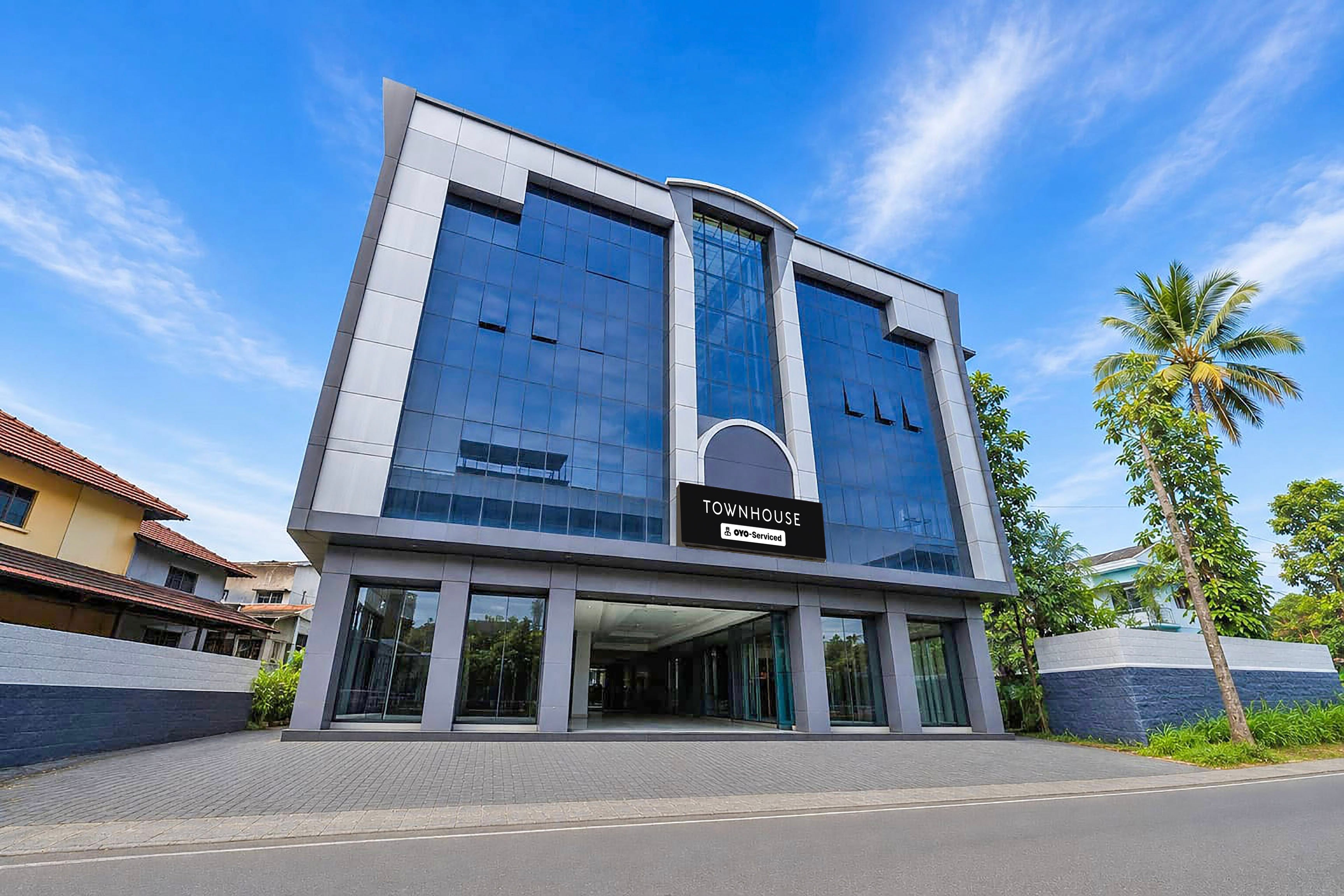 Townhouse Kozhencherry Formerly The Beige Hotel - Tap to explore photos