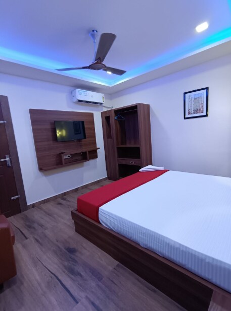Sahara Suites, Edapally - Tap to explore photos