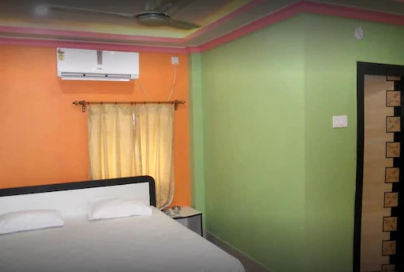 HOTEL GITANJALI RAIGANJ - Tap to explore photos