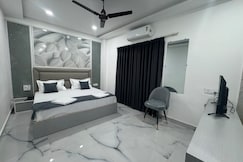 Address of Hotel Urban Hive By T And M Hotels