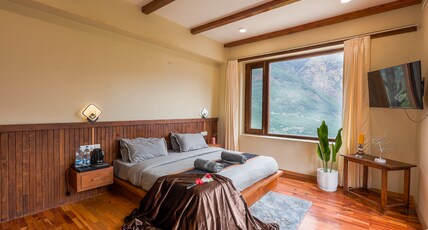 Barshaai Mountain Resort Room Type - Premium Room