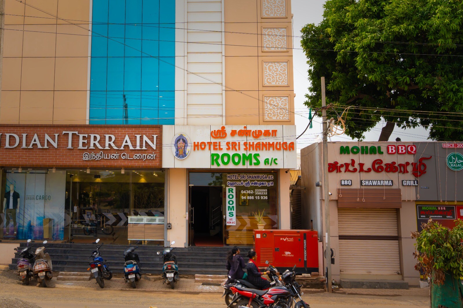 Hotel Sri Shanmuga AC - Tap to explore photos