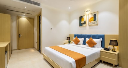 White Rose Near Delhi Airport Room Type - Premium Family Room With High Speed Free Wifi White Rose Near Delhi Airport Room Type - Premium Family Room With High Speed Free Wifi