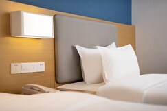Holiday Inn Express Chongqing University Town, an IHG Hotel