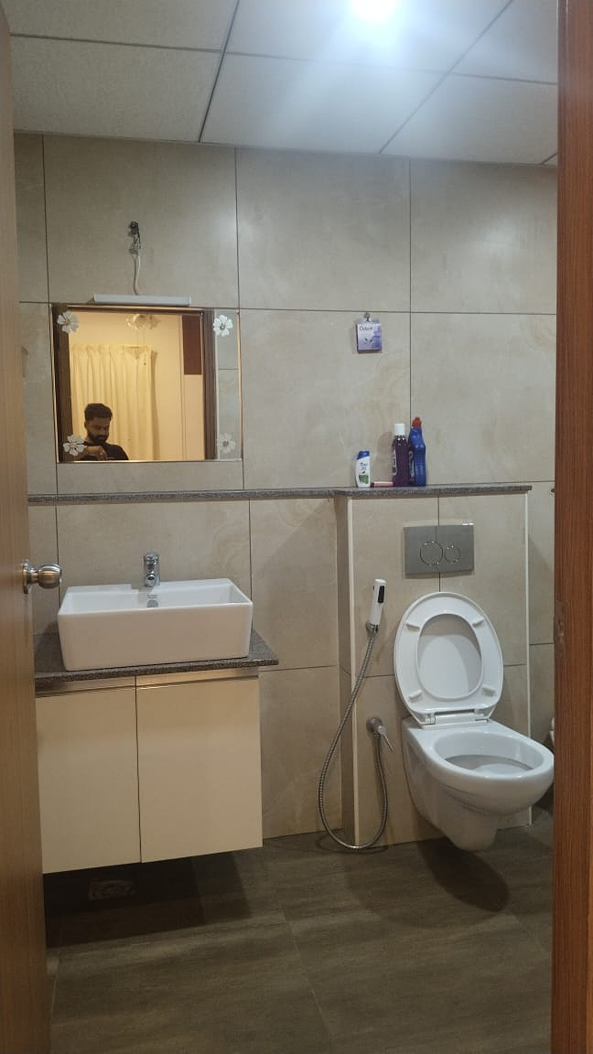Rose Apartment Trivandrum - Tap to explore photos