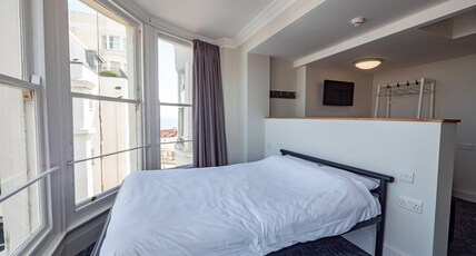 A&O Brighton Beach Room Type - Double Room