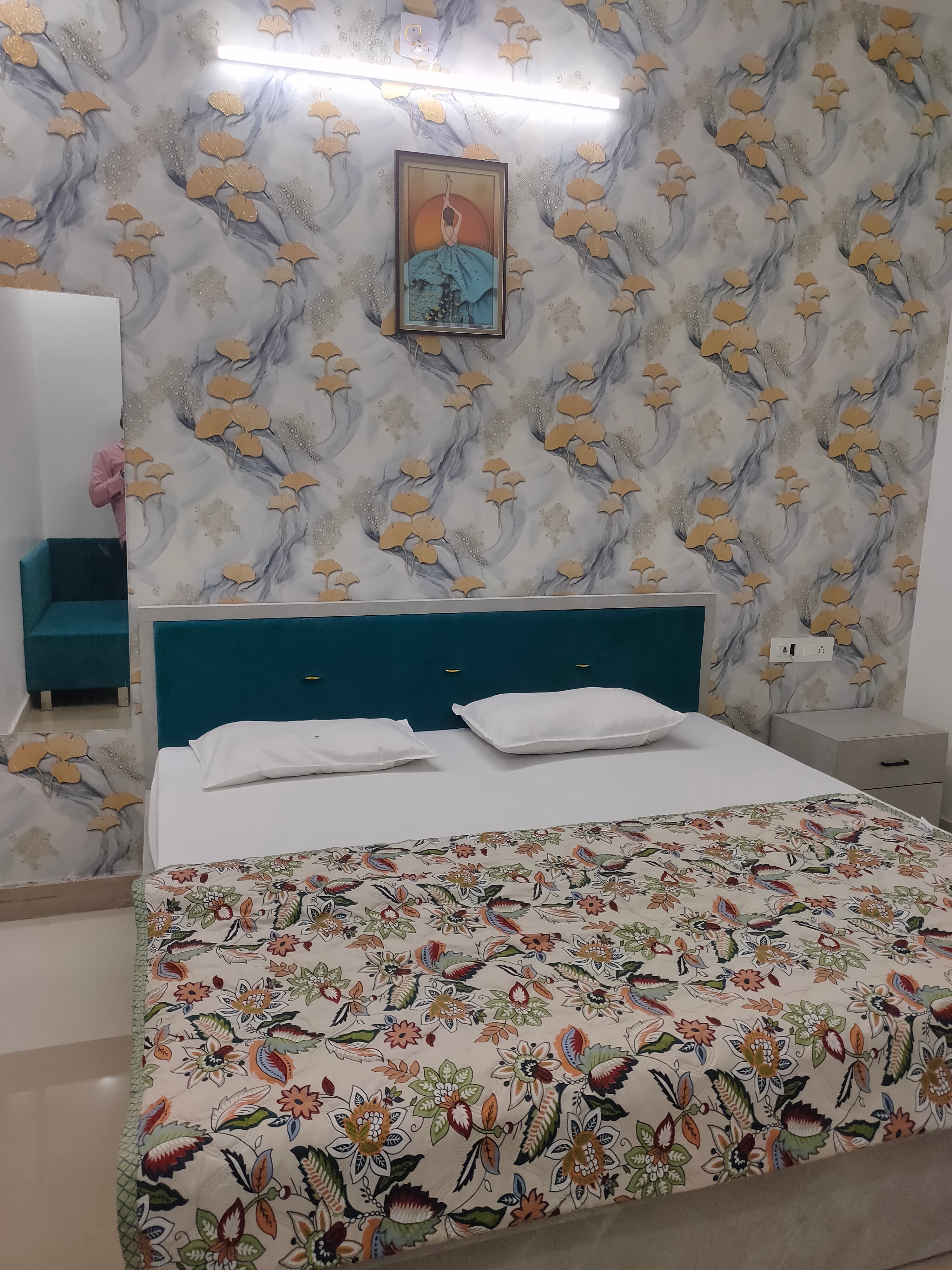 Hotel Tulsi Inn - Tap to explore photos
