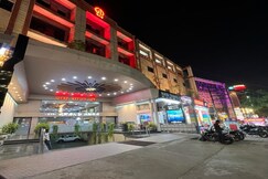 HOTEL GRAND AMBA