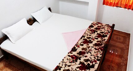 Green Land Home Stay Room Type - Family Room