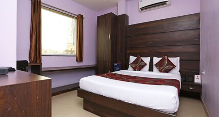 Hotel Memon City Star Room Type - Deluxe AC Room