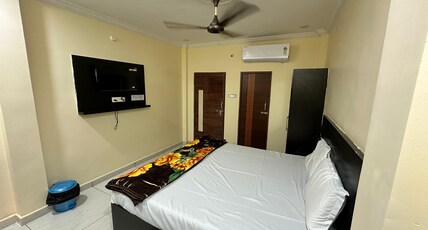 Varnika Residency Room Type - Deluxe Room AC