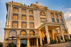 Address of Hotel JSR Continental