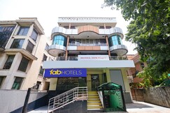 FabHotel New Empire