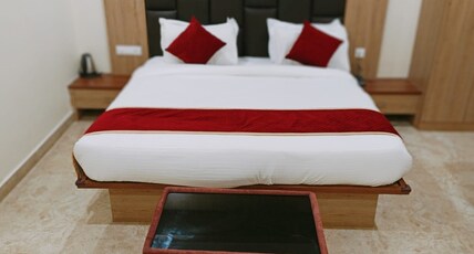 Shree Aruna Executive Inn Room Type - Suite Room
