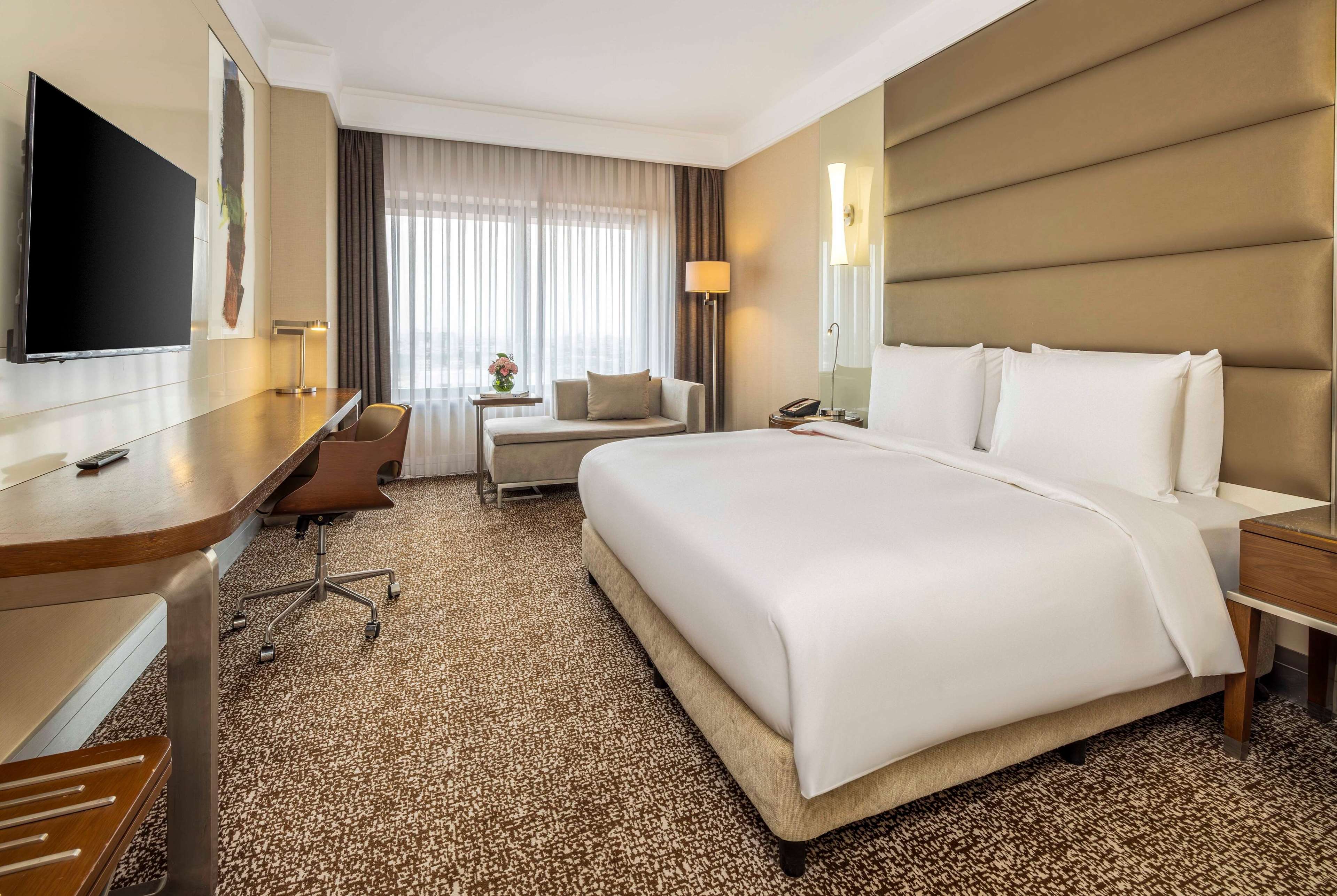 Ramada Plaza by Wyndham Istanbul Tekstilkent - Tap to explore photos