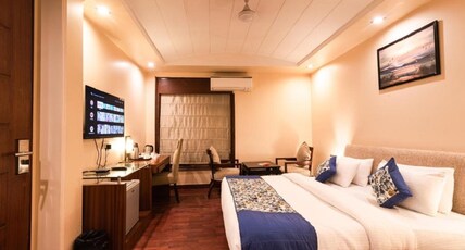 Shubham Vilas Room Type - Deluxe Room