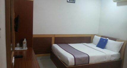 Hotel White Parrot Room Type - STUDIO NON AC