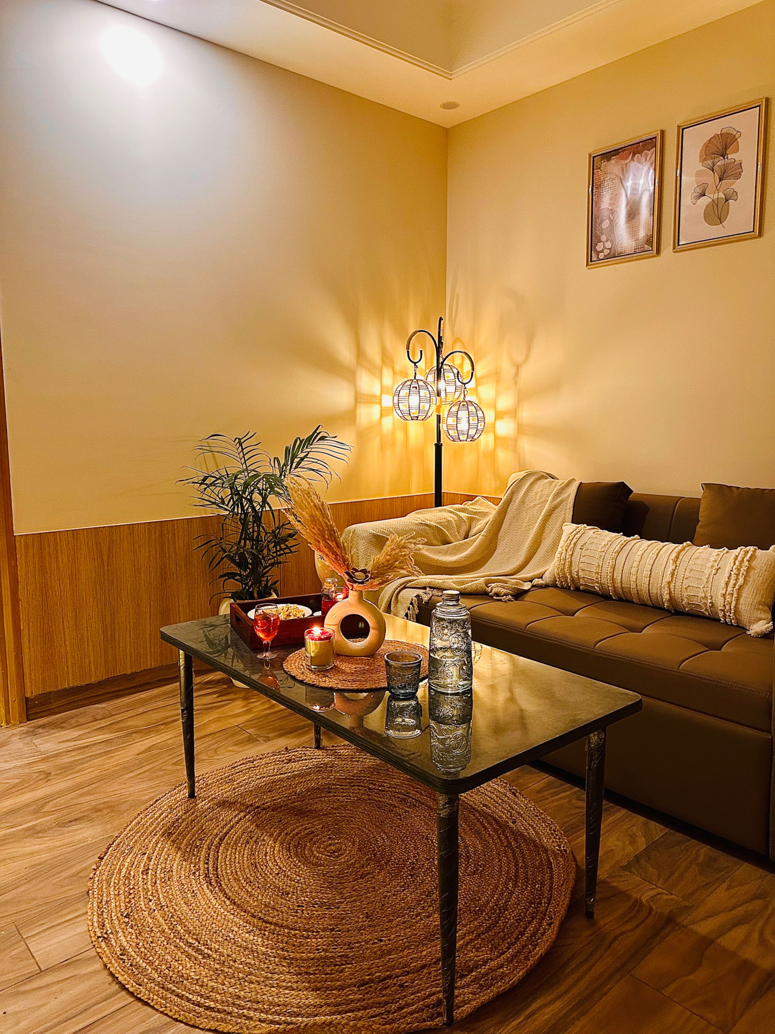 Premium 1BHK Near Medanta Artemis Cozy Stay - Tap to explore photos